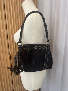 Kathy Van Zeeland Leather Black Gold Hobo Bucket Shoulder Bag Tassles Y2K
